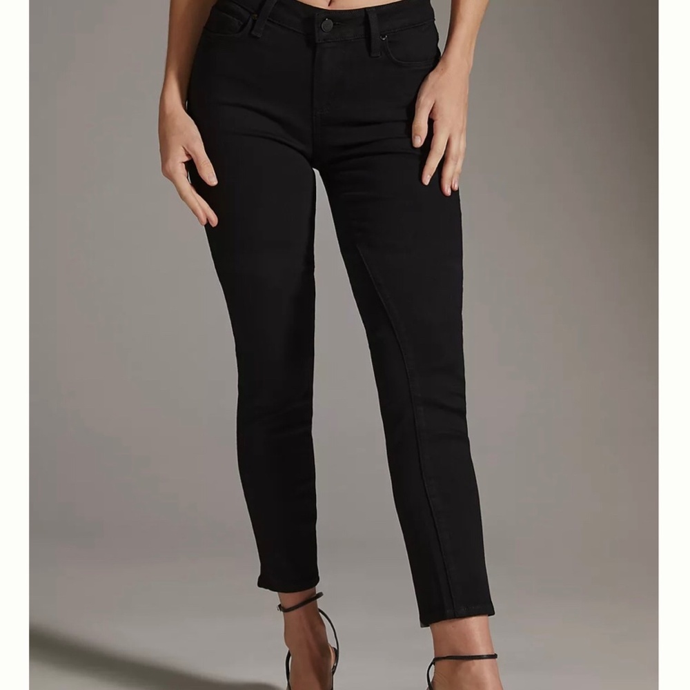 Paige Jeans Verdugo Crop -Black